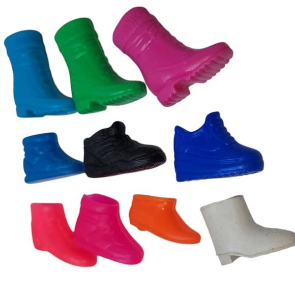 Single Miss-matched Barbie Booties& Sneakers "Do you Have My Mate?" Combine/Save - Picture 2 of 4